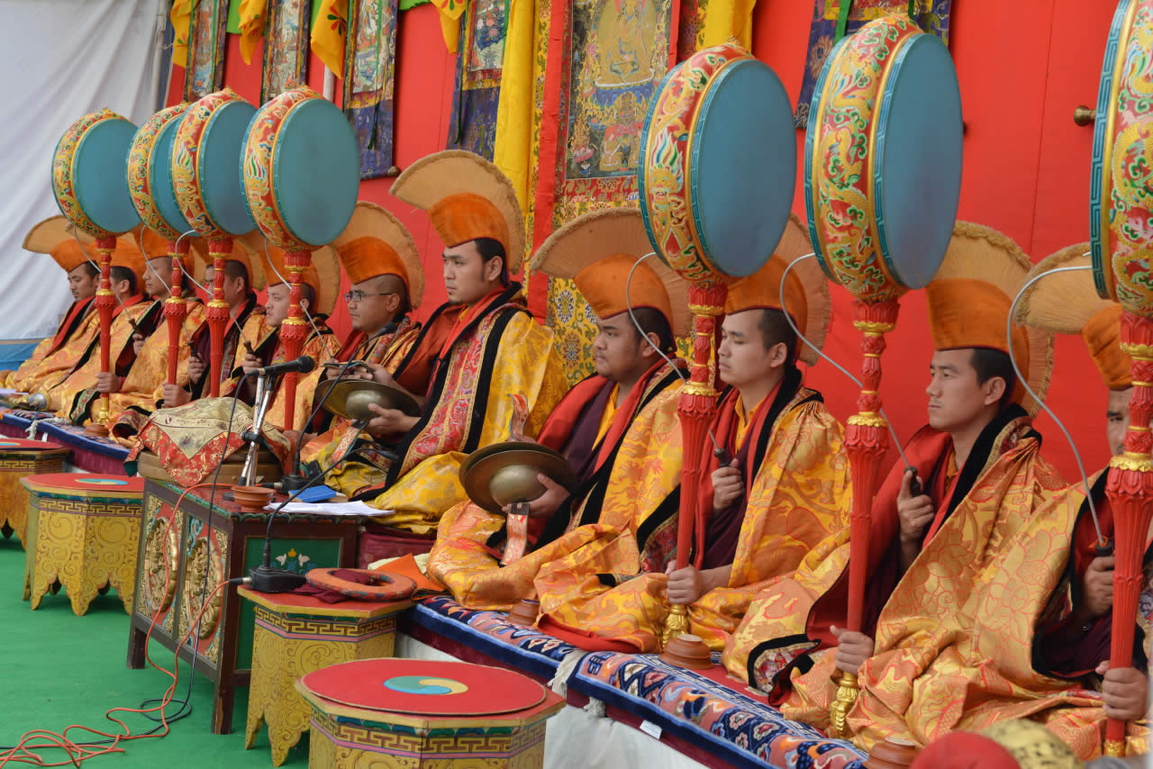 Musicians during the Tse Chu Chenmo